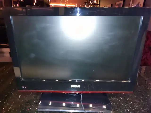 19" RCA TV / Computer Screen  in TVs in City of Toronto - Image 2