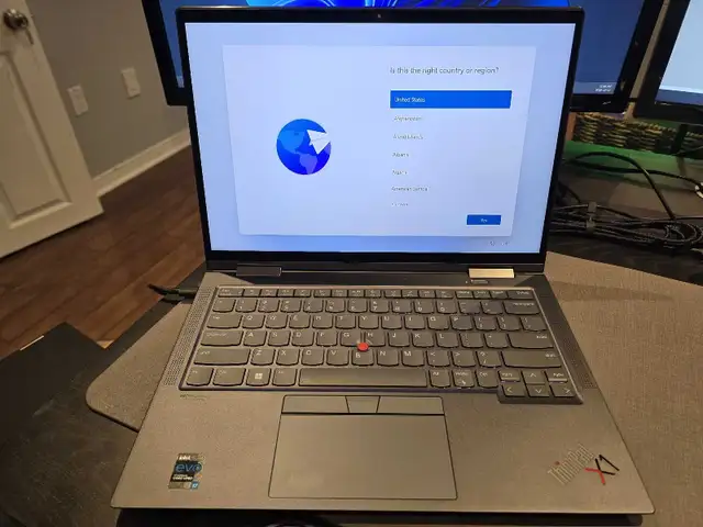 Lenovo ThinkPad X1 Yoga gen 6 in Laptops in Ottawa - Image 2