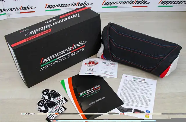 YAMAHA R6  SEAT COVER MADE IN ITALY  in Motorcycle Parts & Accessories in City of Toronto - Image 4