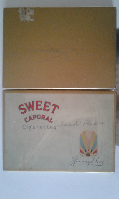 SWEET CAPORAL CIGARETTE TIN, VINTAGE IMPERIAL TOBACCO in Arts & Collectibles in Kitchener / Waterloo - Image 2