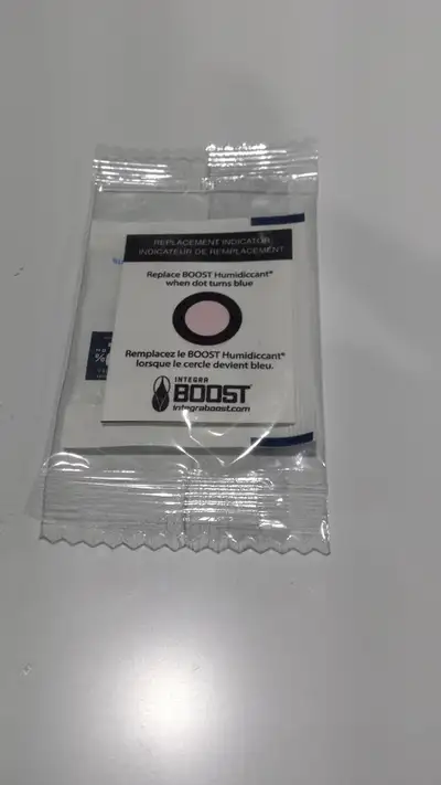 NEW IN PACKAGE INTEGRA BOOST 62% HUMIDICCANT PACKS FOR SALE!!!, View more