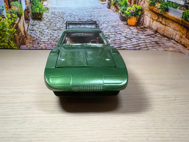 1:18 Ertl 1969 Dodge Charger Daytona Die-Cast Die-Cast model New in Arts & Collectibles in Mississauga / Peel Region - Image 3