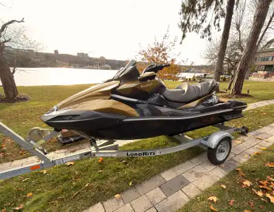 Selling my 2022 Kawasaki Ultra 310LX in the Black & Gold colour. The Jet Ski is in excellent conditi...