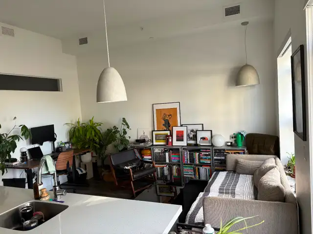 Modern 1 Bedroom 1 Bath Apartment – Osborne Village