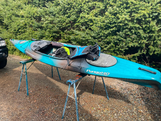 Kayaks for sale in Canoes, Kayaks & Paddles in Comox / Courtenay / Cumberland - Image 2
