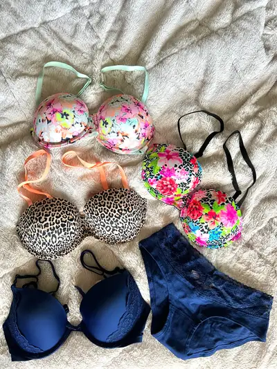 Victoria's Secret PINK Bras 32C & Panty Bundle New, View more