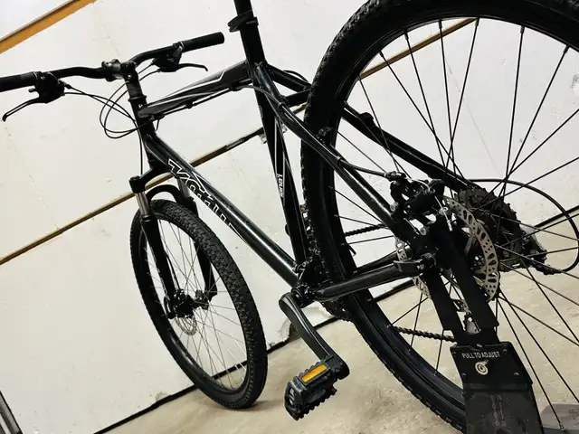 Overhauled Kona aluminum mountain bike large frame in Mountain in Markham / York Region - Image 7