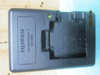 Fuji Film Battery Charger  Model BC-45W