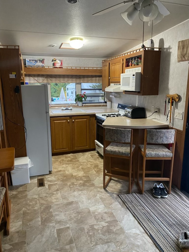 2001 northlander park model for sale in Fishing, Camping & Outdoors in Kapuskasing - Image 2