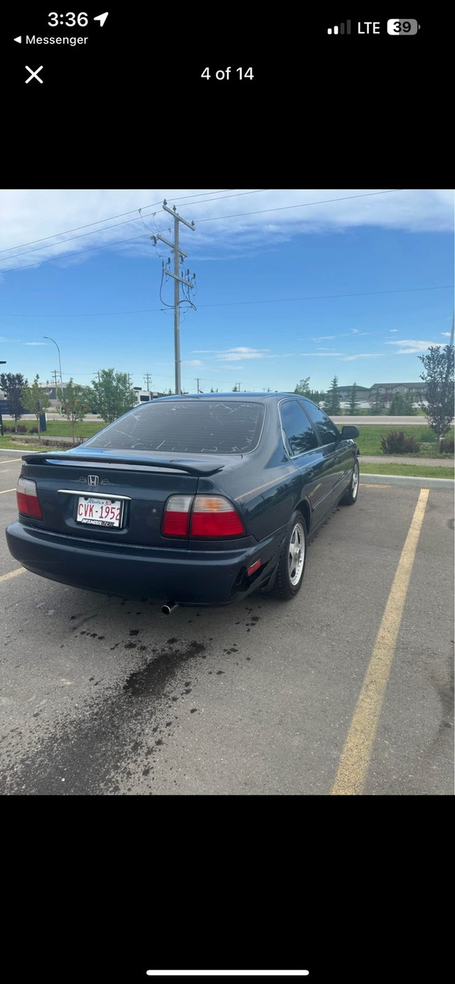 1997 Honda Accord in Cars & Trucks in Red Deer - Image 2