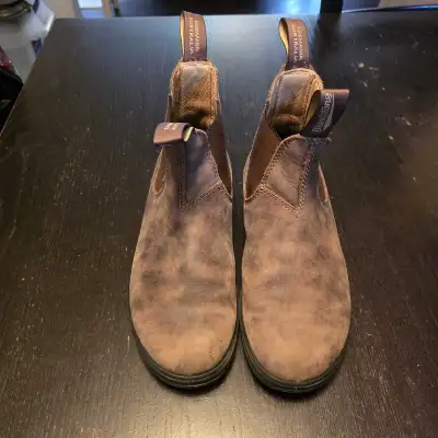 Blunstone boots, View more