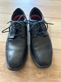 Men’s Rockport dress shoes 