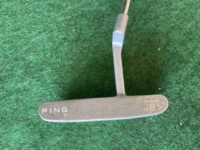 Ping JB5 Putter-Great Shape. This is an unusual design. It's like a Ping B60 half-mallet but with a...