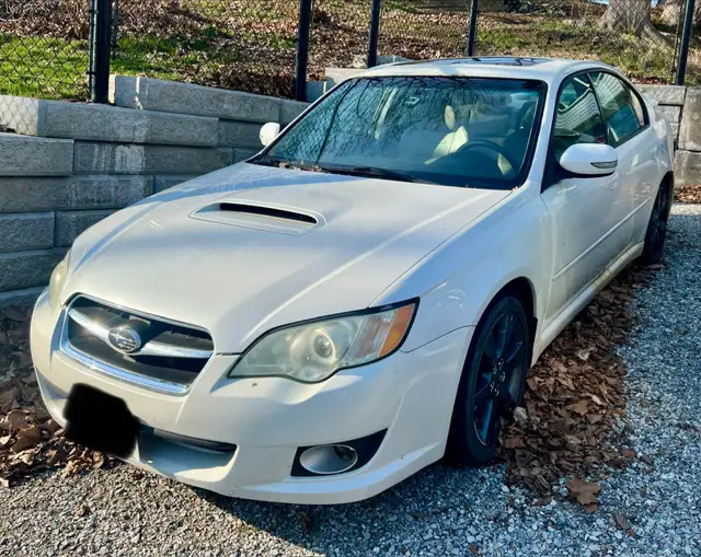 2009 Subaru Legacy GT in Cars & Trucks in Hamilton - Image 2