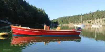 2022 18' Point Comfort wooden Skiff, new trailer, 15 HP Tohatsu outboard with 130 hours, centre cons...