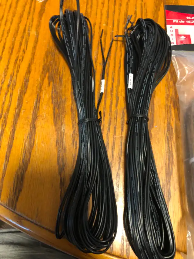 SOLD !!!!SOLD !!LOO@K!! Never used Speaker wire !!nLO@OK!! in Speakers in Calgary - Image 5