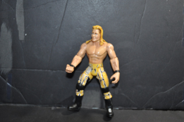 Wcw wrestling action figures choose from the list below dans Art et objets de collection  à Victoriaville - Image 3