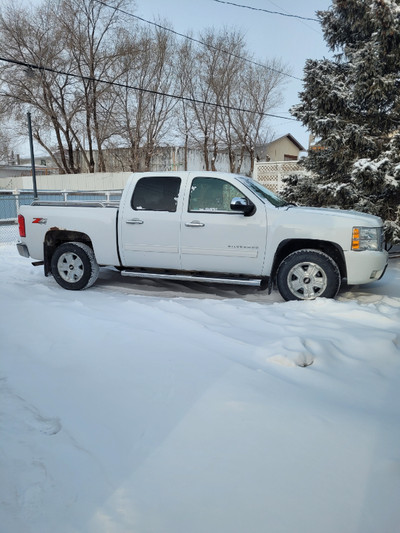 2011 Chev Silverado 1500 LTZ