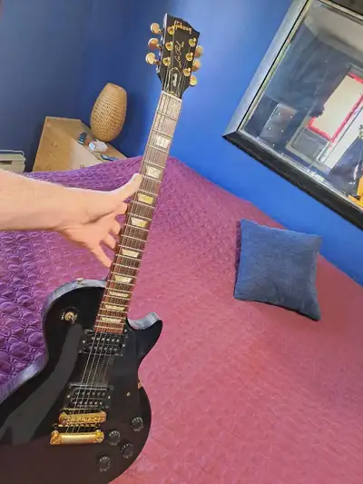 Gibson les Paul studio 2010, View more