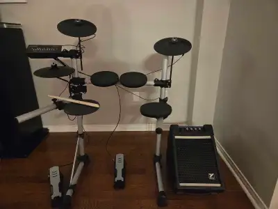 Yamaha DTX402K Electronic Drum Kit, View more