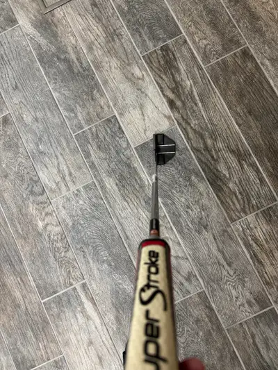 Centre shaft Odyssey O-Works Putter | RH | SuperStroke Grip, View more