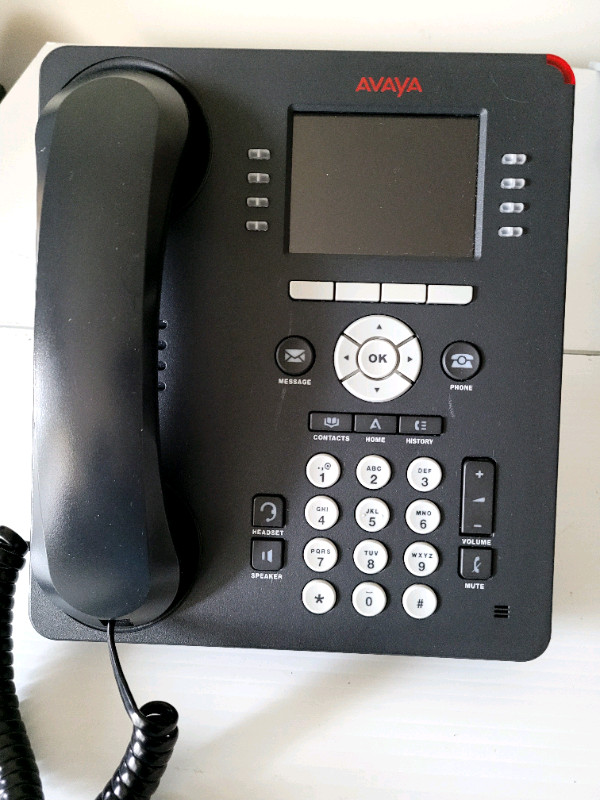 AVAYA IP Digital 8-Lines Office Telephone Model: 9611G $65 Each  in Other in City of Montréal - Image 3