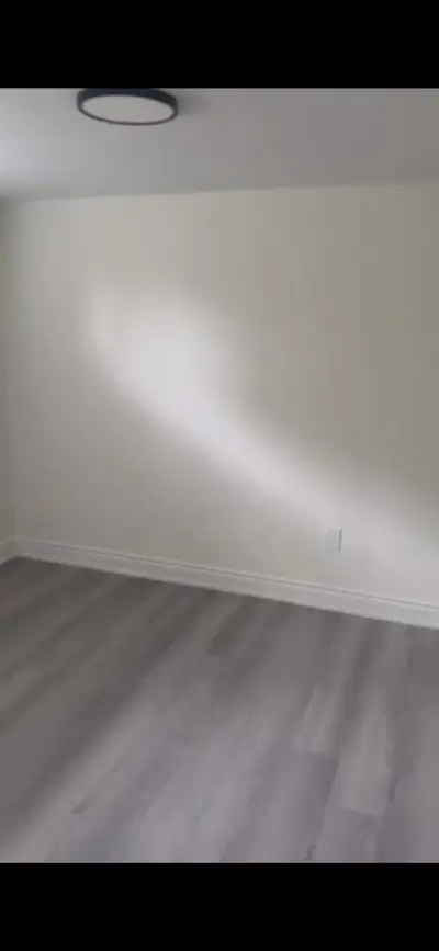 1 spacious private bedroom available from 1st jan in oakville at rebecca Street.. Please contact:- 4...