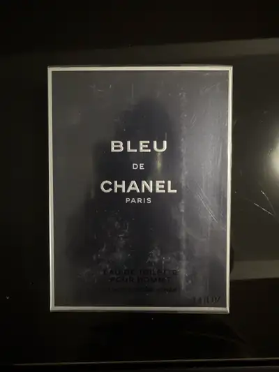 perfumes/colognes , View more