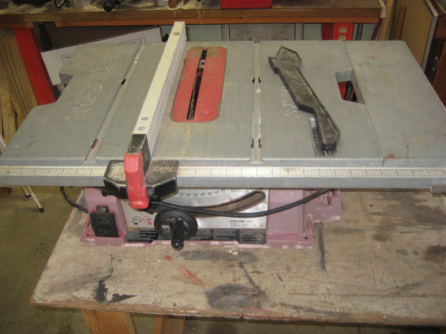 Tabletop Skill Saw in Power Tools in Trenton - Image 2