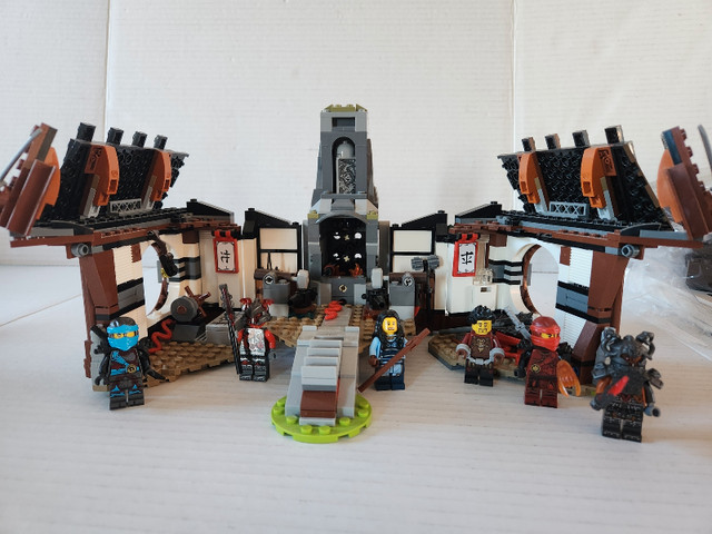 LEGO NINJAGO DRAGON S FORGE SET 70627 6 figures Toys Games