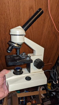 M100 Compound Monocular Microscope