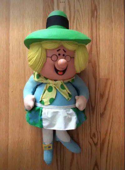 Vintage Mattel pull-string talking doll Mother Goose. Doll doesn't talk any more, but apparently the...