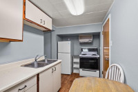 One bedroom basement suite furnished for rent $1100
