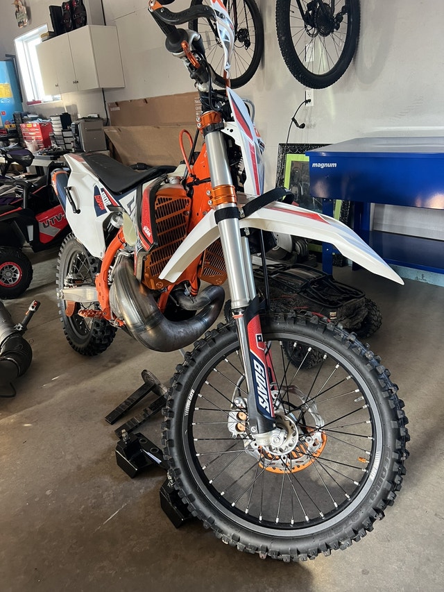 KTM 300 XCW 6 Days Edition Dirt Bikes & Motocross Grande Prairie