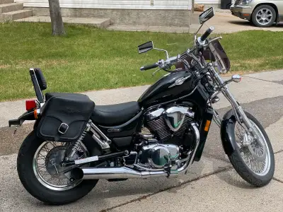 I am selling my 2007 Suzuki boulevard S50.Has around 10,000 original km’s , a reliable and stylish c...