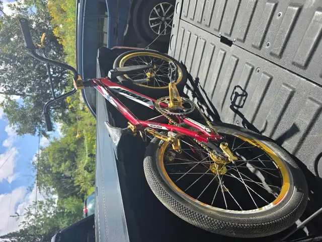 Bombshell Advent Viper BMX Race Bike - Expert XL in BMX in Kingston - Image 6
