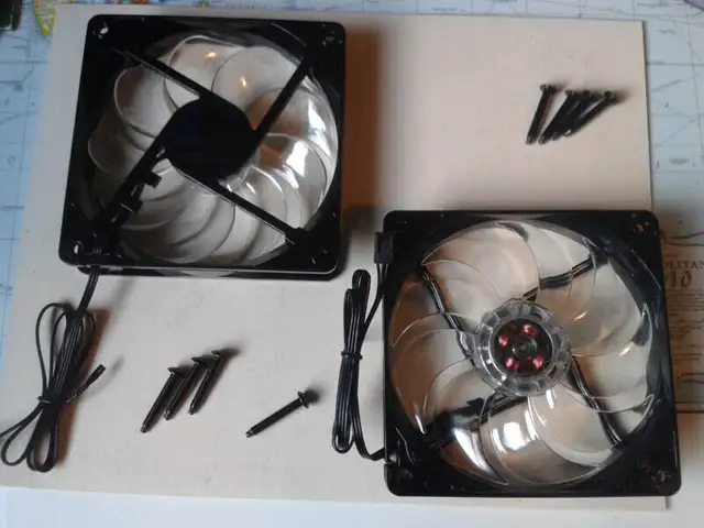 Fractal Design Silent Series LL 120mm White LED Fan in System Components in City of Toronto - Image 7