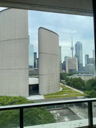 DT Toronto Condo for Rent