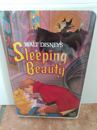 "Sleeping Beauty" VHS 476V