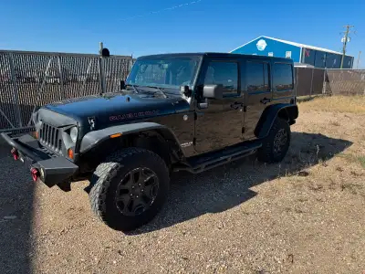 2013 Jeep Wrangler Rubicon 179,000kms Manual (Located in Wainwright)