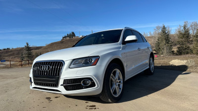 S-Line Audi Q5 3.0 Supercharged V6 AWD with Pano sunroof 2017