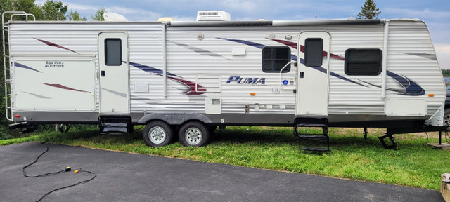 2011 Palomino Puma 31kbhss in Travel Trailers & Campers in Bathurst - Image 4
