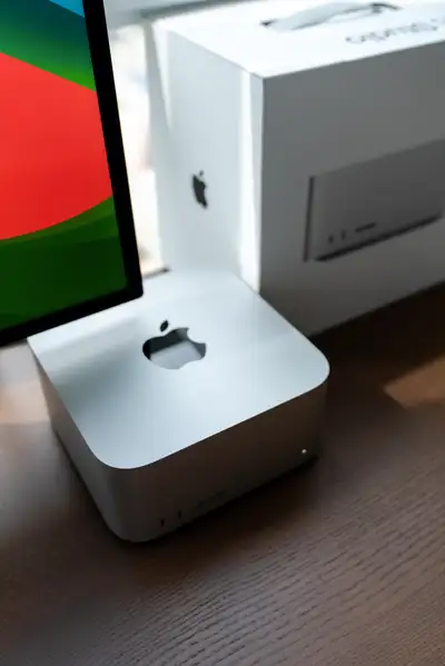 Mac Studio M2 Max, View more