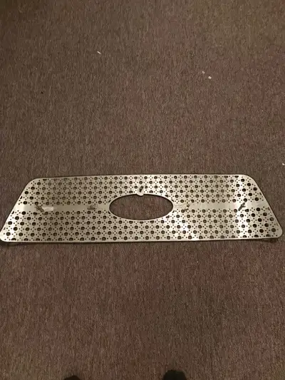 Have a grill for sale, chrome, came off of a 06 f150, should fit 04 to 08 ,bolts onto the honeycomb...