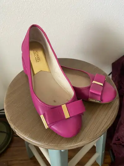 Flat ballet shoes, View more