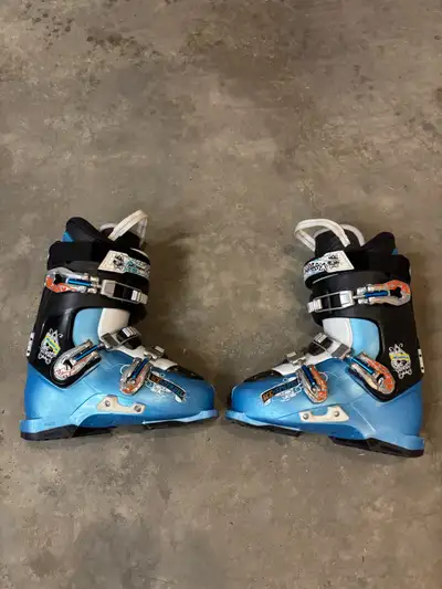 Nordica Ace of Spades size 23.5 junior, View more