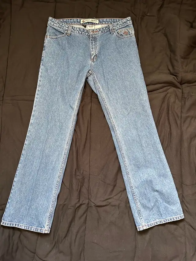 Harley Davidson women’s Jeans in Women's - Bottoms in Kitchener / Waterloo - Image 2