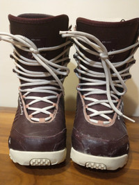 Women's K2 snowboard boots, size 8.5 (fit snug more like an 8)