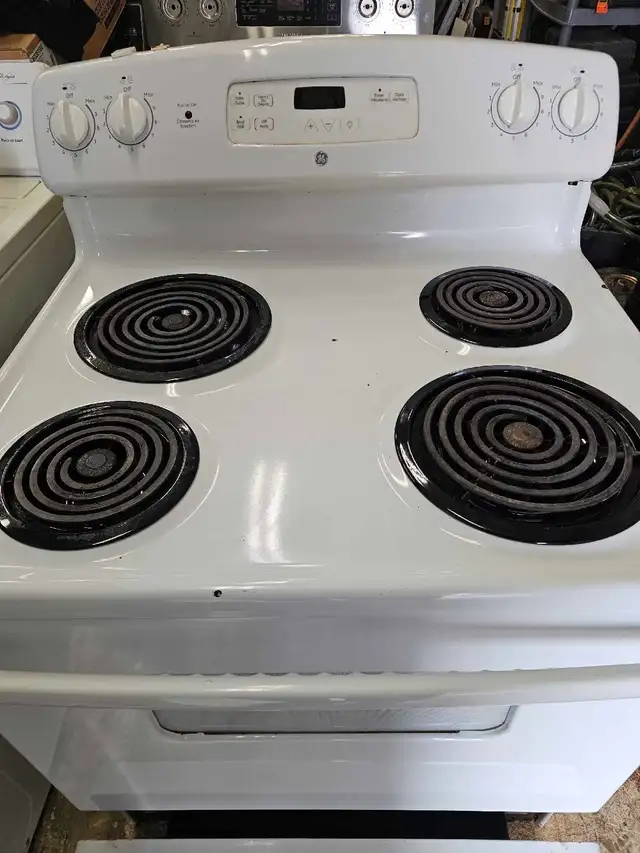 Stove 30 " in Stoves, Ovens & Ranges in Hamilton - Image 3