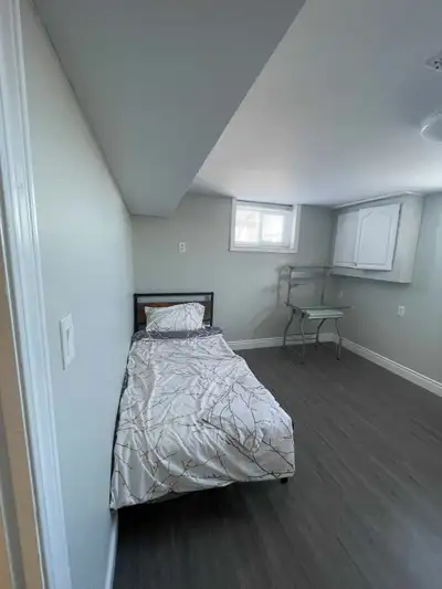 Girls Only Basement Room for Rent – Shared Bathroom (Furnished) - 2 girls in the house - Muslim owne...